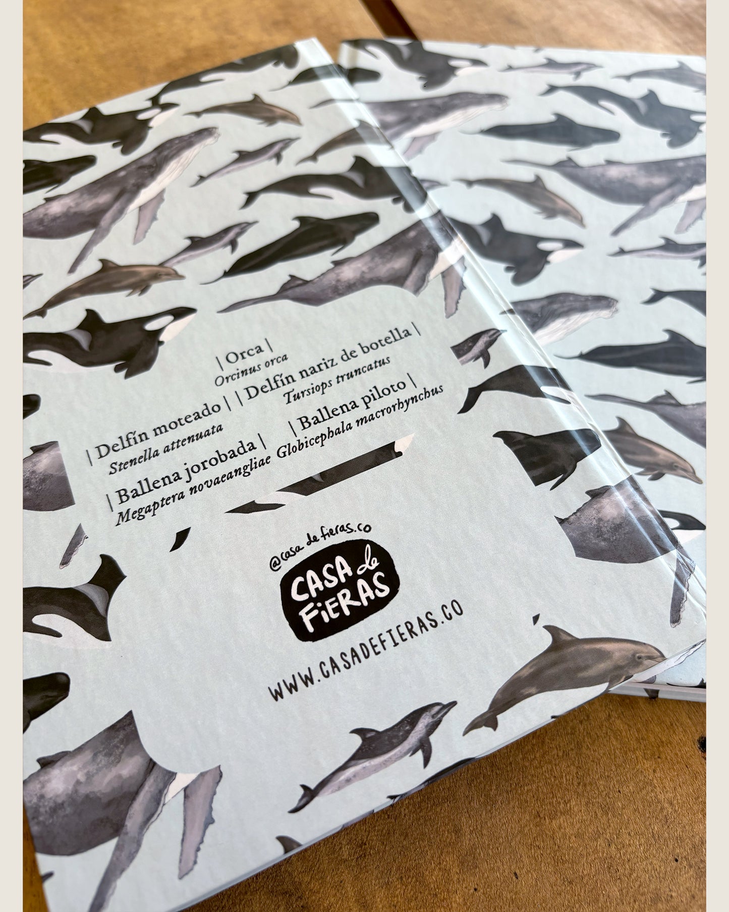 Libreta Delfines y Ballenas
