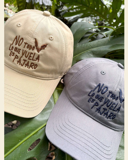 Gorra No Todo Lo Que Vuela Es Pájaro | Chiroptera | Murciélagos Casa de Fieras